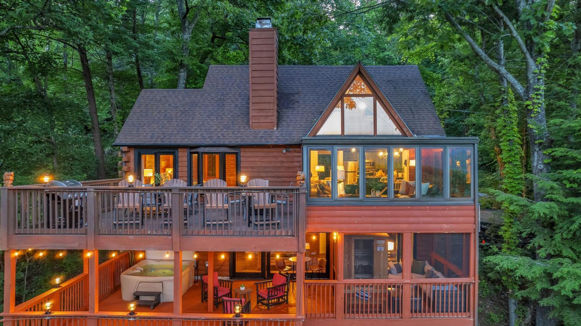 Family Chalet With Sauna, Hottub, Heavenly Views! Mins To Downtown! Gatlinburg Exterior foto
